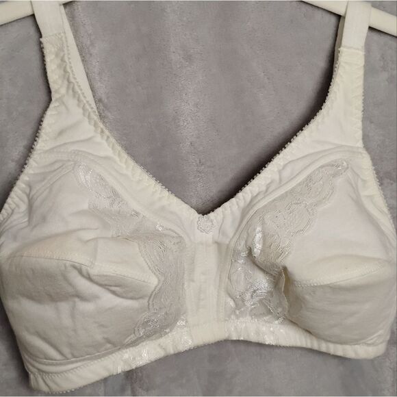 Mastectomy Bra One Of Many - Picture 1 of 3